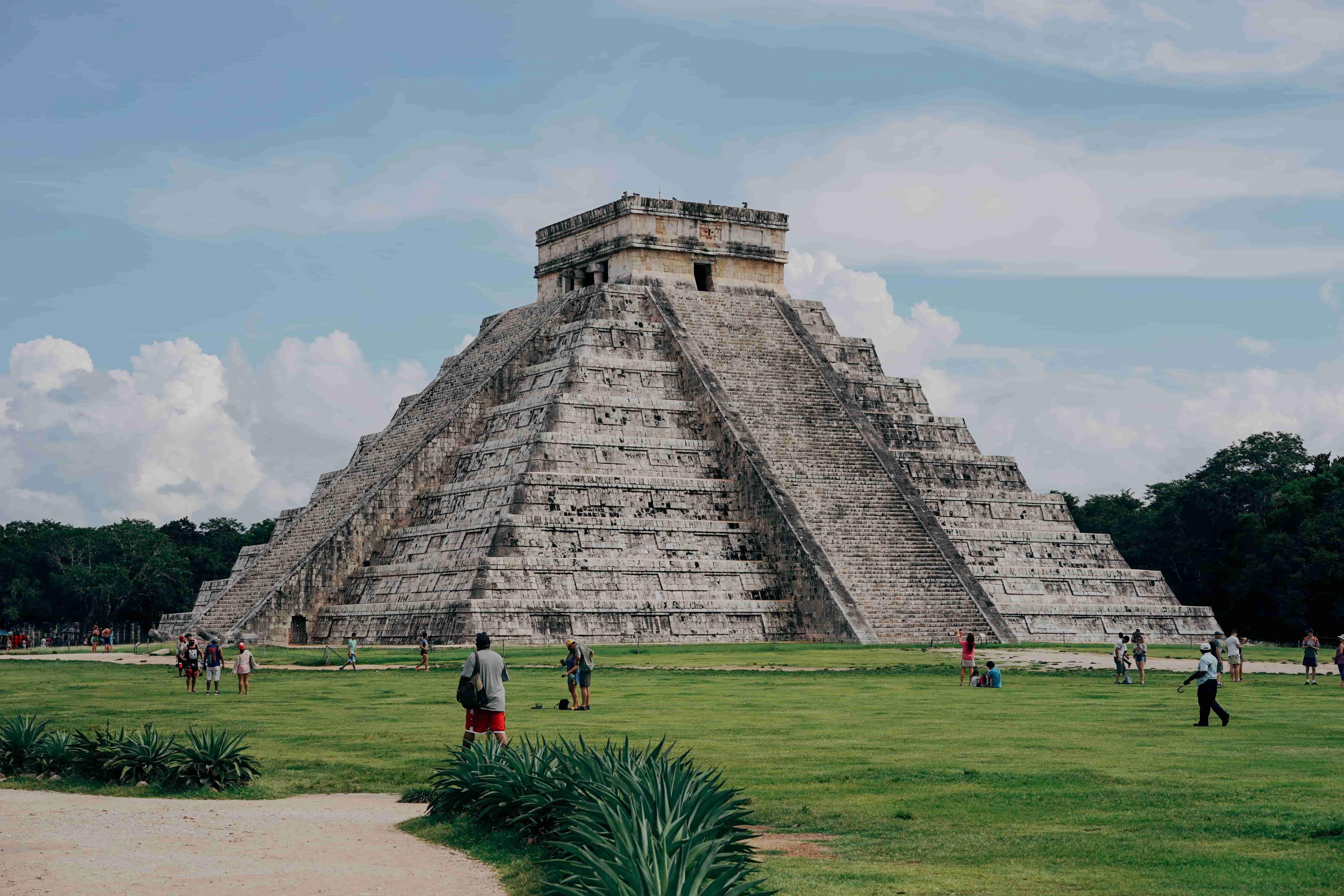 mexican pyramid tourist